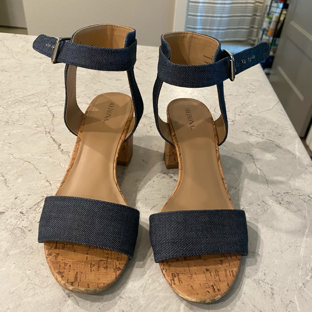 Chunky heels